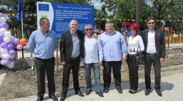 Евродепутатът от ГЕРБ/ЕНП Емил Радев беше гост на откриването на парк за отдих и развлечения в с. Приселци