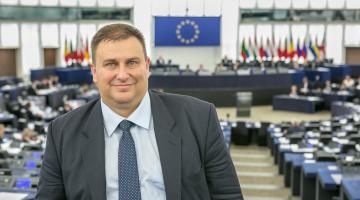 Свободата на изразяване не бива да се превръща в свободия