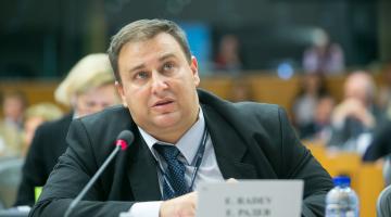 Емил Радев настоя за Европейска стратегия за борба срещу корупцията